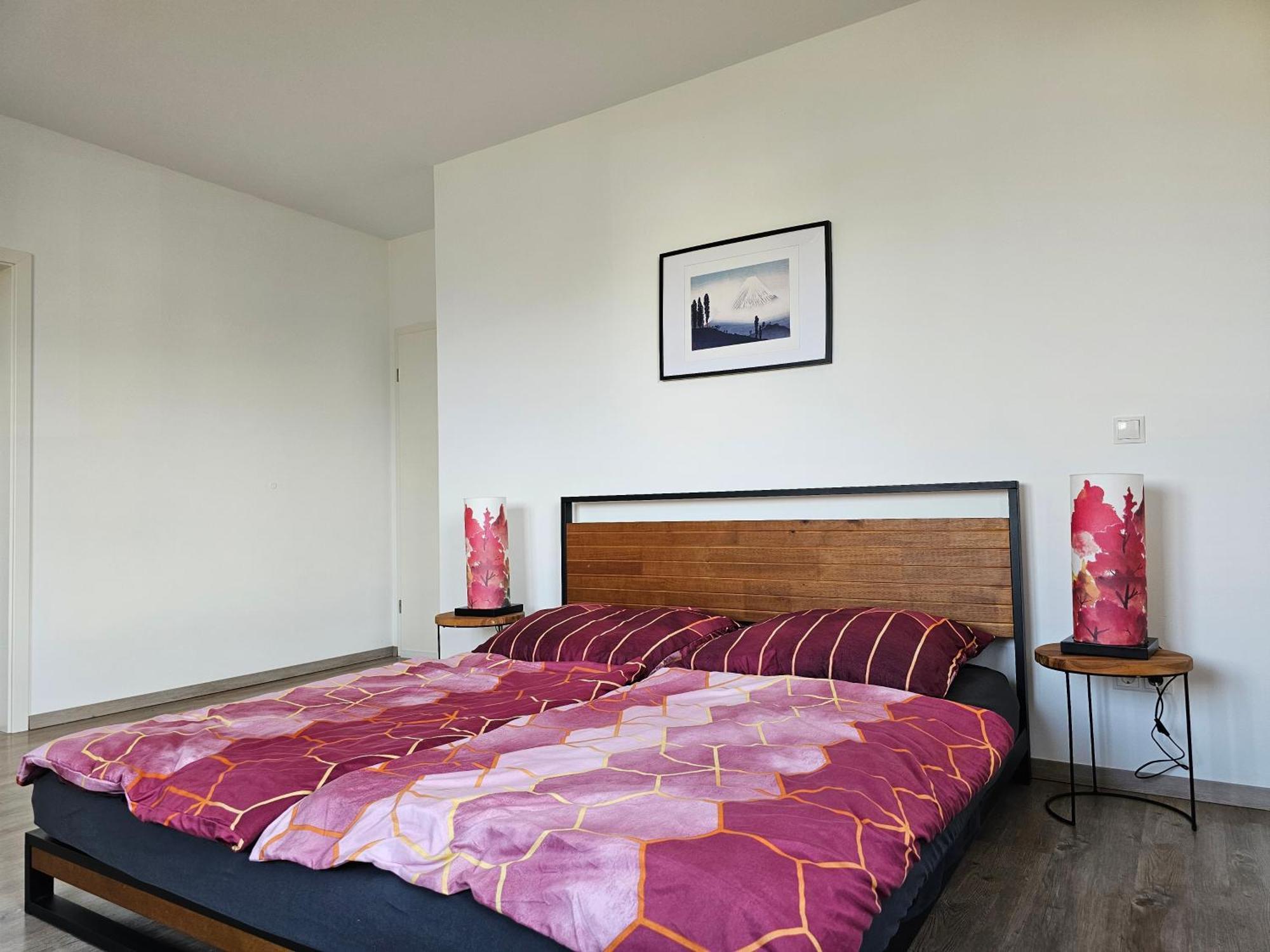 Moderne Doppelhaushaelfte In Oppenheim Vila Exterior foto